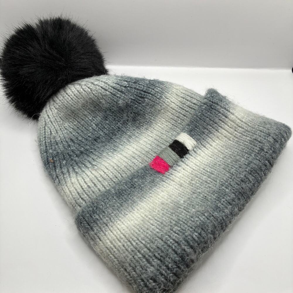 Haute Shore City Hat Gray Wool Blend Ombre Pompom Beanie Hat OS Ski Outdoors